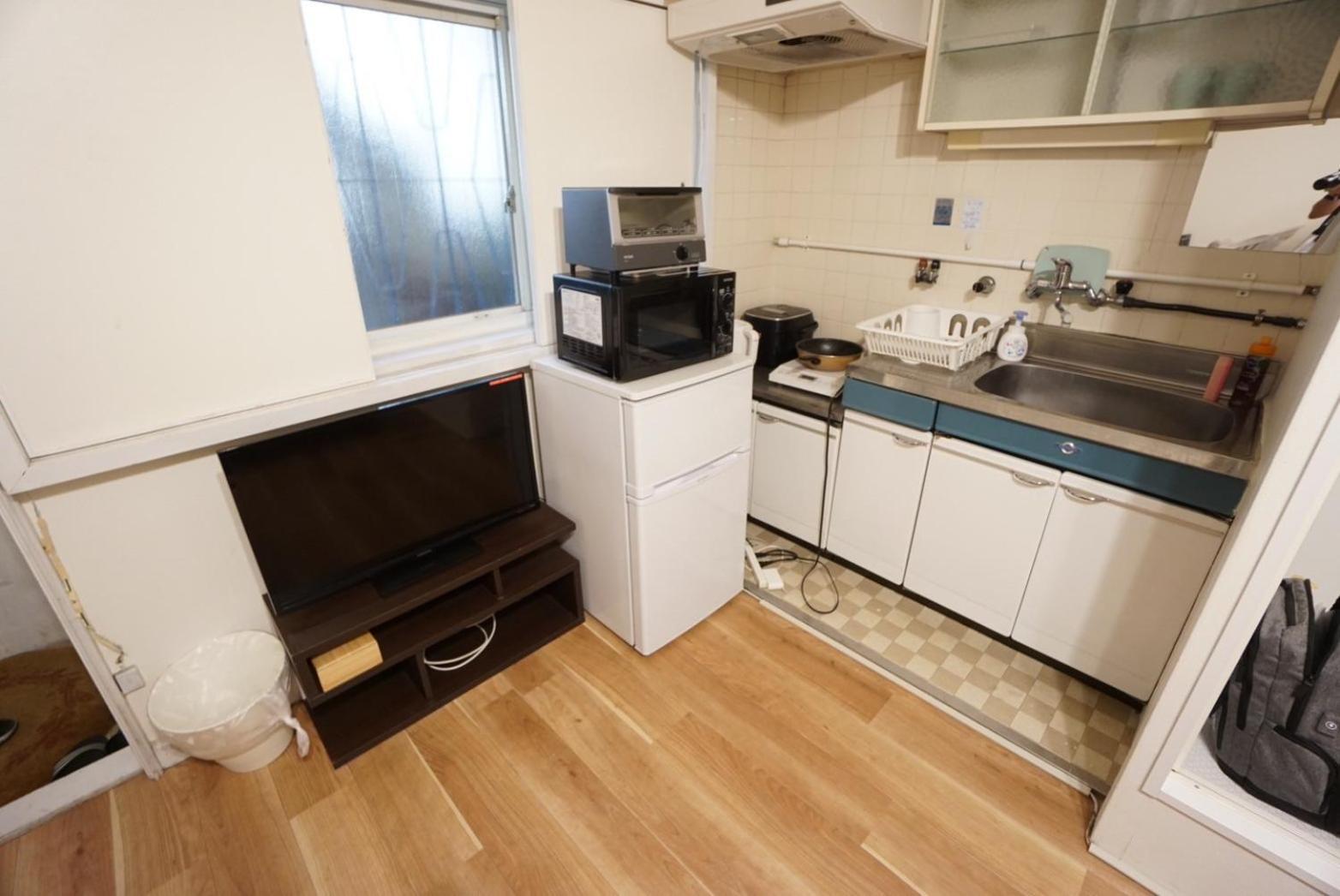 Apartment House White Mansion 102 *
